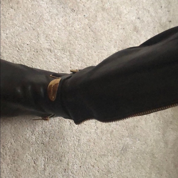 Michael kors boots - Picture 2 of 4